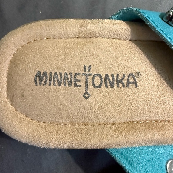Women's Sandal "Turquoise Silverthorne 360" by Minnetonka 504440 *Flaw In Descr. - Picture 2 of 7